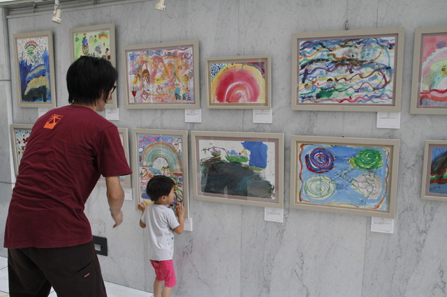 ふくしまそうまの子どものえがくたいえつな絵展