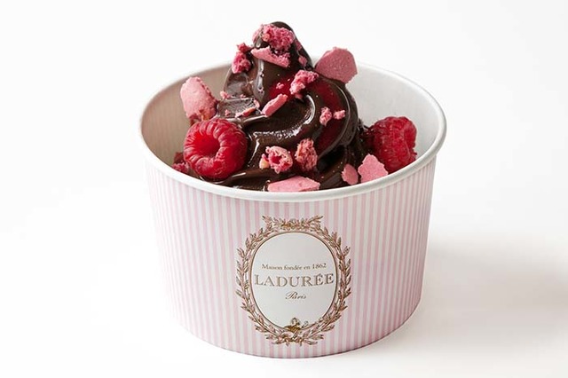 「ラデュレ（LADUREE）」のジェラートコレクションの新作「ロワイヤル」