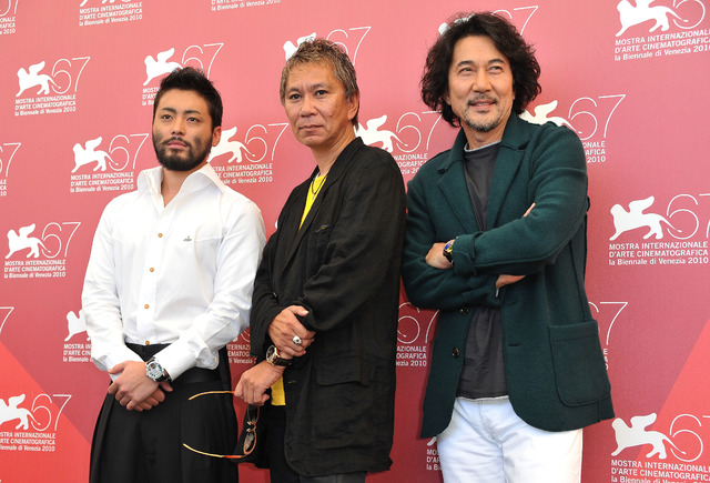 第67回ヴェネチア国際映画祭に出席した三池崇史、山田孝之、役所広司