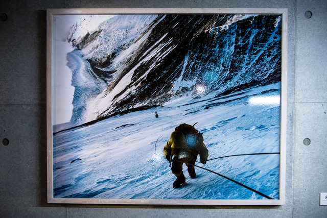 White Mountaineering Flag Shopで開催中の石川直樹写真展「Lhotse」