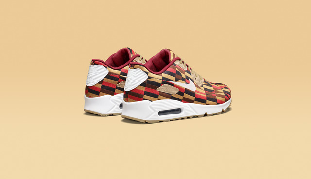 ROUNDEL BY LONDON UNDERGROUND×ナイキのAIR MAX 90