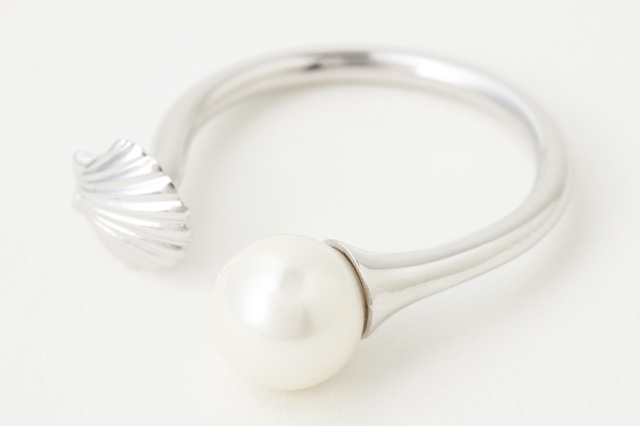 SHELL RING（シルバー）、1万6,000円（税別）