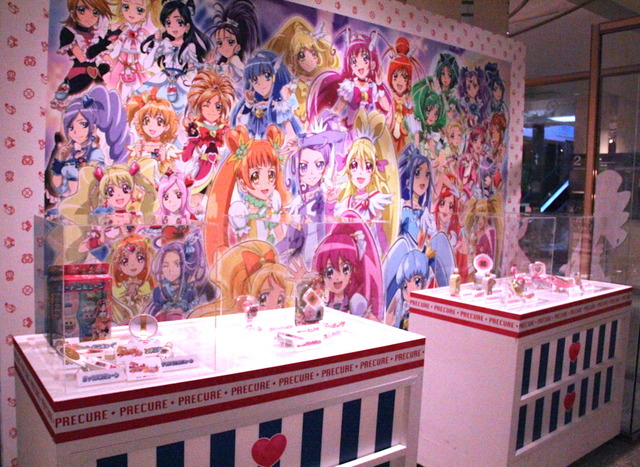 歴代のプリキュアたちの変身アイテムも展示