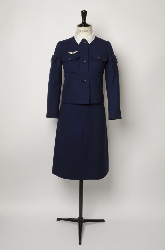 バレンシアガデザインのエールフランス制服（1969年）