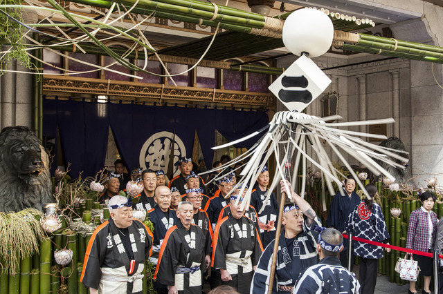 威勢良く纏ふりが登場