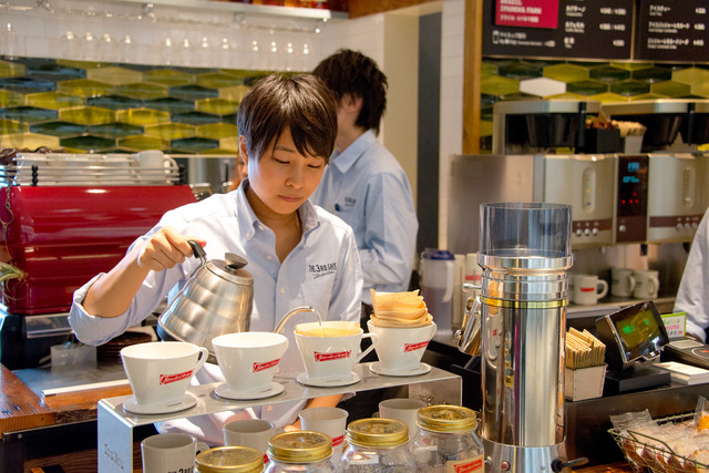 虎ノ門ヒルズ「ザ サード カフェ バイ スタンダードコーヒー」