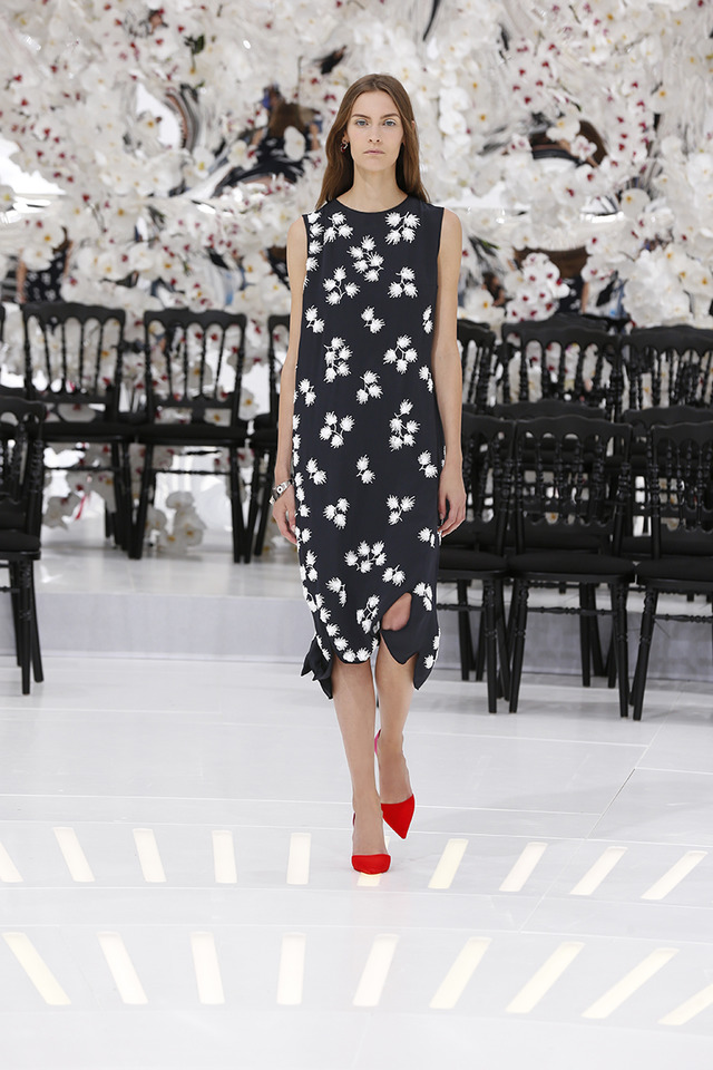 LOOK 46,EMBROIDERED DARK NAVY SILK DRESS.