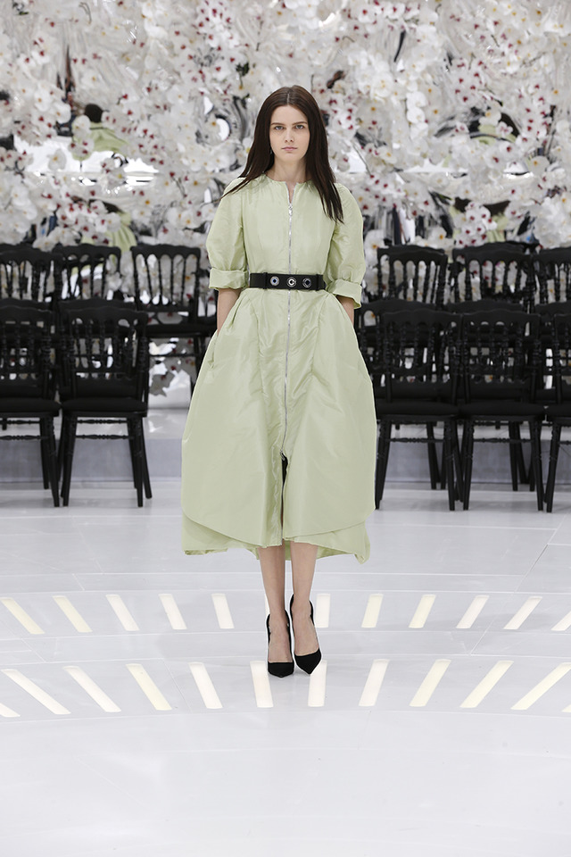 LOOK 13,PALE GREEN SILK DRESS.