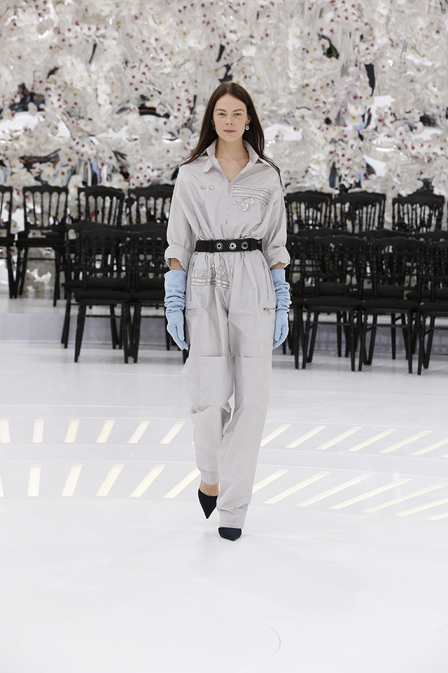 LOOK 12,EMBROIDERED DIOR GREY SILK JUMPSUIT.