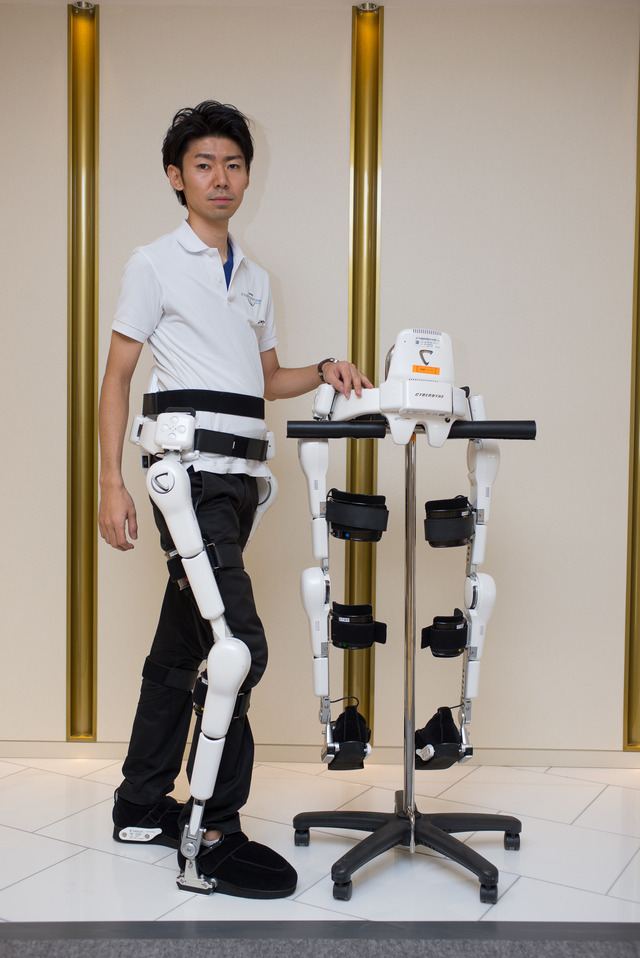 ロボットスーツ「HAL（R）」