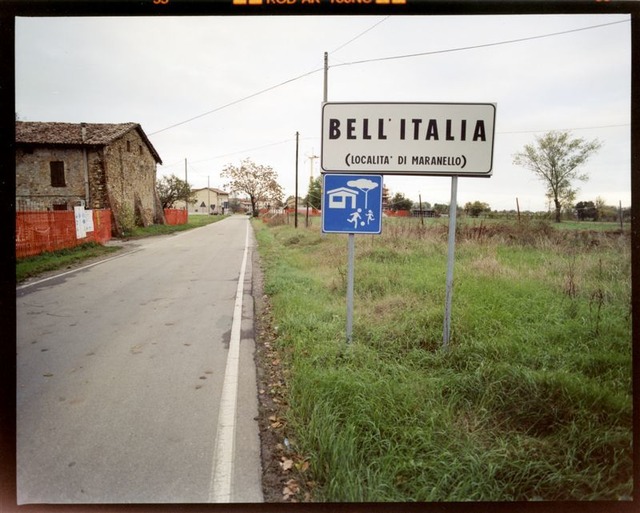 写真家のPAOLO SIMONAZZIによる個展「BELL'ITALIA」