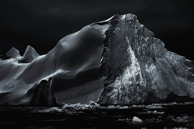 ファビアン・バロンによる写真展「MONUMENT」