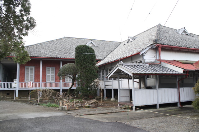 指導者として雇われたポール・ブリュナが家族と暮らした住居