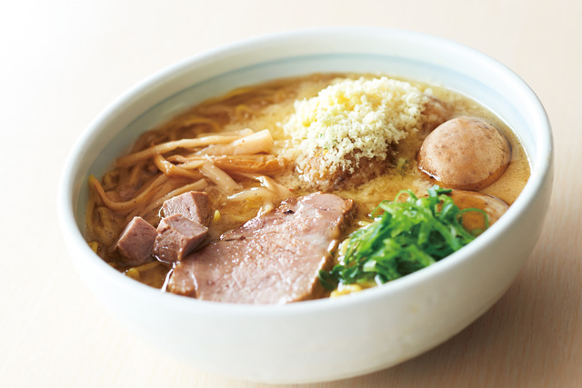 「イオリ（IORI）」の限定コラボ味噌ラーメン