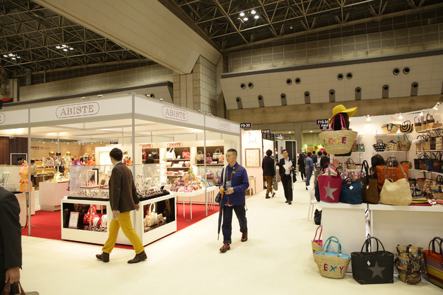 「ファッション ワールド 東京 2014 【秋】」の様子。第5回 国際アクセサリーEXPO秋