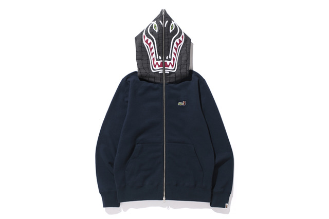 「HOODIE」（1万4,000円）