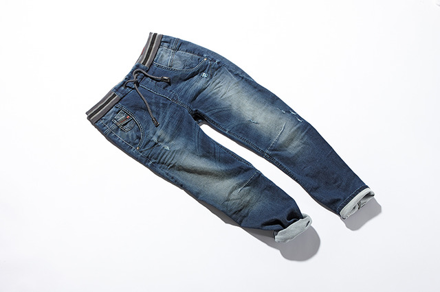 FAYZA-NE-SP JOGGJEANS 662L／3万3,000円／23、25、27、29サイズ／90% コットン、8% ポリエステル、2% ポリウレタン