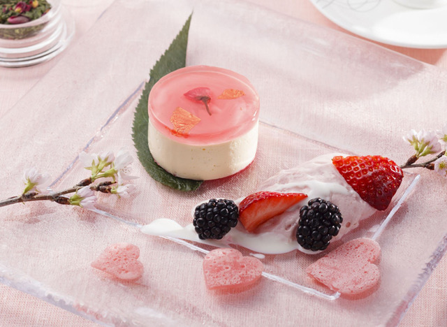 「SAKURA Sweets」（2,222円※参考価格）