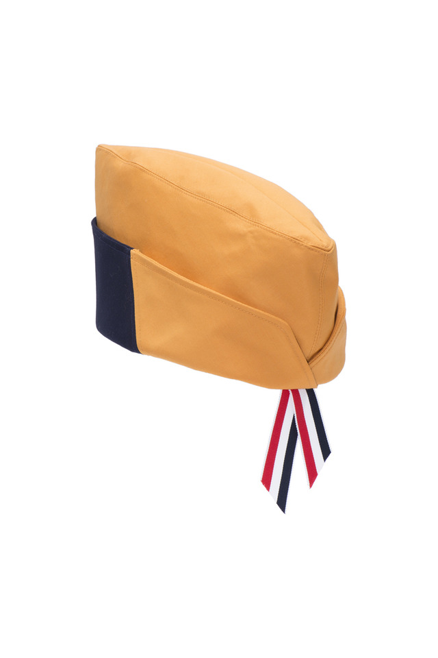 「トム ブラウン（THOM BROWNE）」の帽子（14万9,000円）