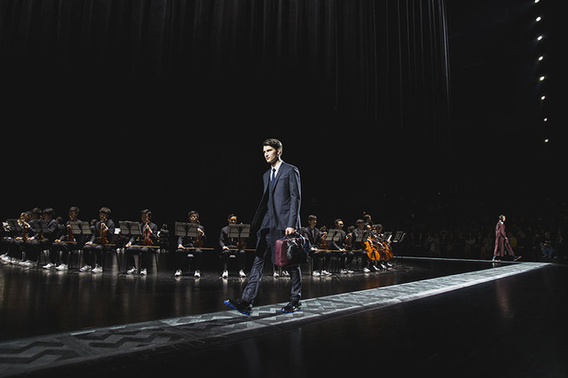 「DIOR HOMME」15-16AWコレクション・ランウェイショー＠中国・広州／SHOW BY HIROAKI FUKUDA