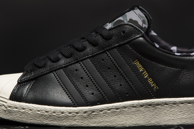 「adidas Consortium Superstar 80v UNDFTD x BAPE(R)」(1万8,000円)