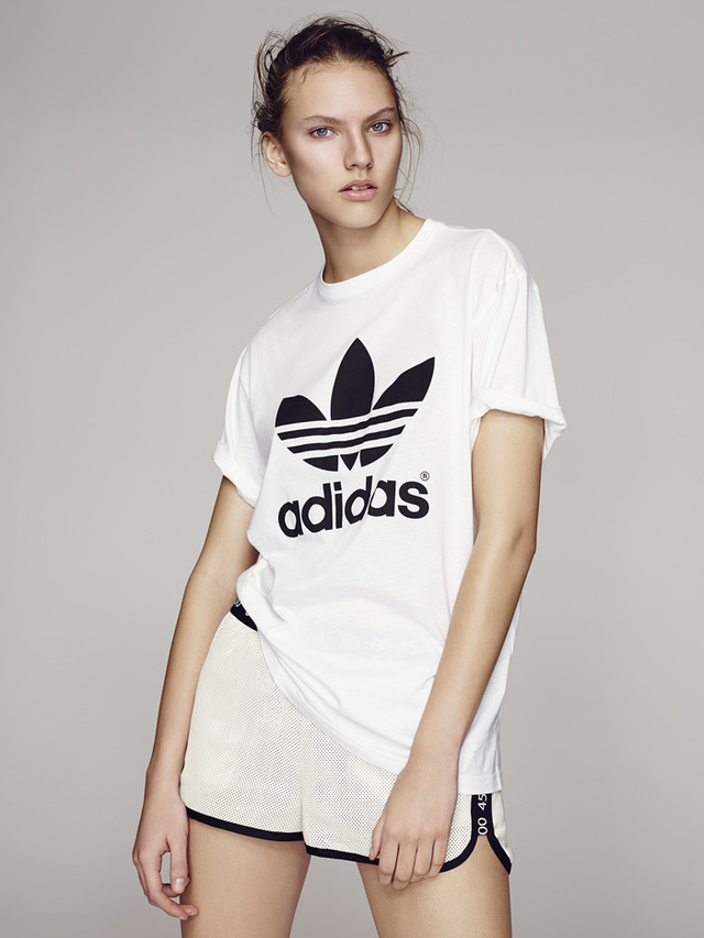 アディダス オリジナルスからカプセルコレクション「TOPSHOP for adidas Originals」が登場