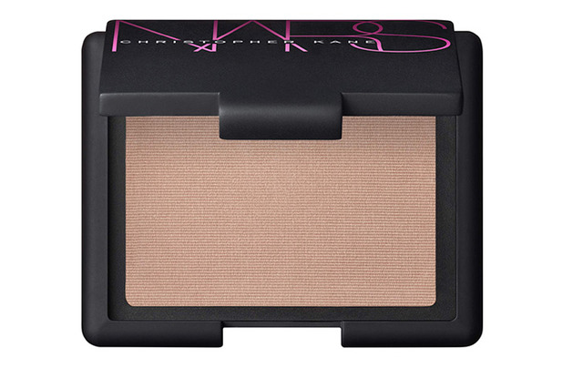 「NARS ブラッシュ 4057」（3,000円）