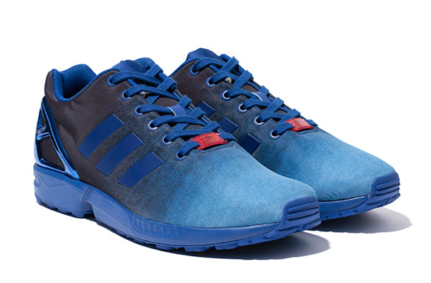 「ZX FLUX INDIGO UAS」（1万3,000円）