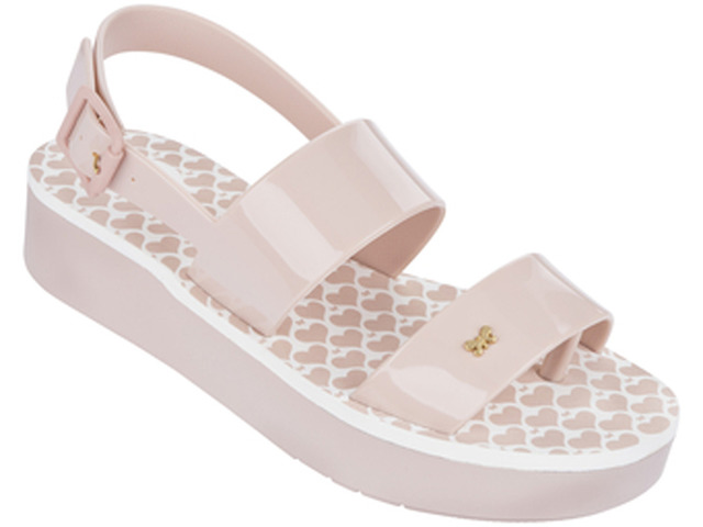 「ザクシー」の「ORIGAMI SANDAL ZA81645」（5,500円）