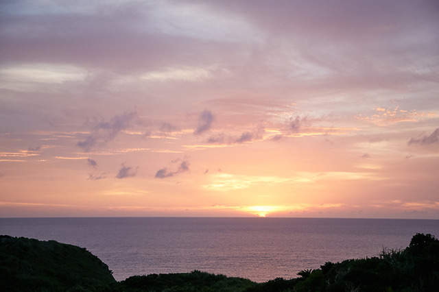 何枚でも写真を撮りたくなる美しい空と海