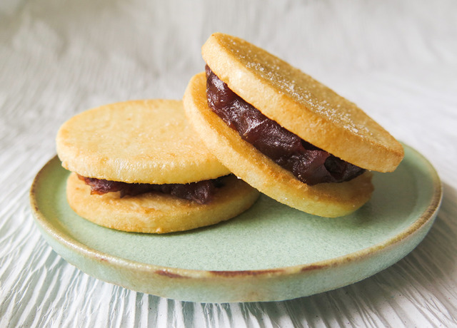 「御菓子司 中里」の揚最中