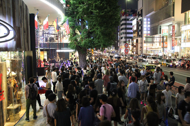 「ヴォーグ ファッションズ・ナイト・アウト」の公式DJイベント「FNO Club Night @ LAFORET supported by AWA」がラフォーレ原宿で開催