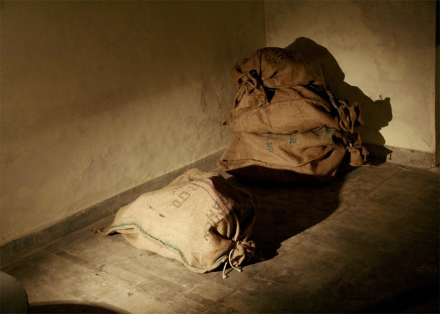 《サック-2》 2006 Photo:kochi-Muziris Biennale 2014 （c）Susanta Mandal