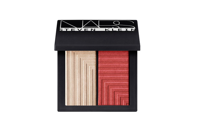 NARS デュアルインテンシティーブラッシュ（11月6日より数量限定発売） 4,600円／NARS JAPAN