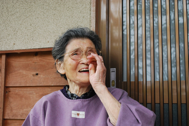 正藍冷染の継承者、千葉まつ江さん