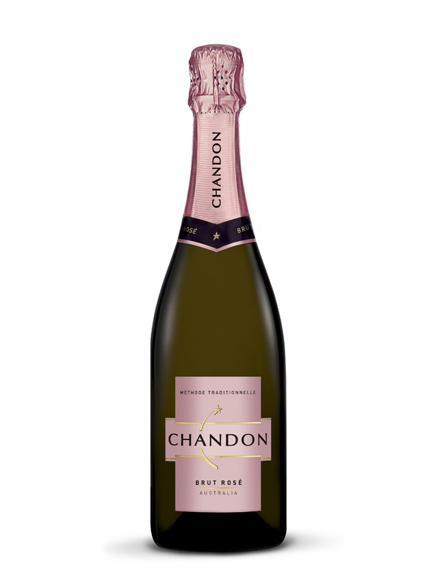 MHDモエヘネシーディアジオが桜の名所を「CHANDON ロゼ」を片手にめぐる「お花見 CHANDON 2016」を開催