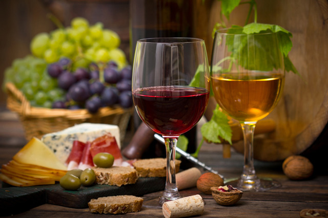 Pic accord mets et vins - Fotolia