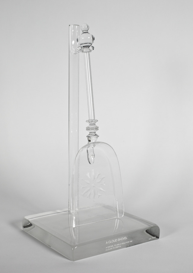 オノ・ヨーコ　Yoko Ono "A CLOUD SHOVEL", 1971 / 2015, Glass, Overall Dimensions: 17.8 × 17.8 × 30.5cm, ed. 6