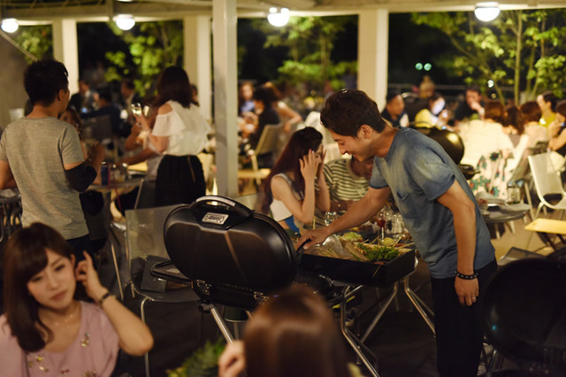 THE GARDEN ORIENTAL OSAKAでBBQビアガーデン「THE ROOF」が開催