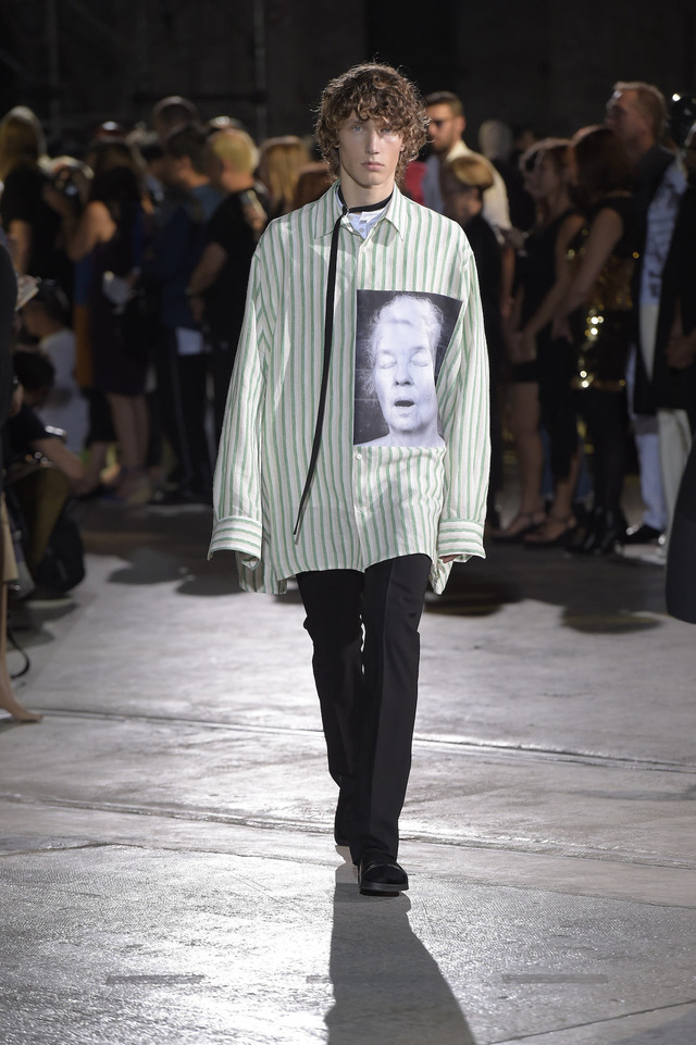 PITTI UOMO 90で発表されたラフ・シモンズ（RAF SIMONS）の17SSメンズコレクション