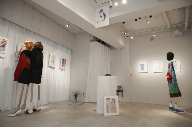 阿佐ヶ谷TAV GALLERYで開催されていた「村上千明の絵画展」の会場