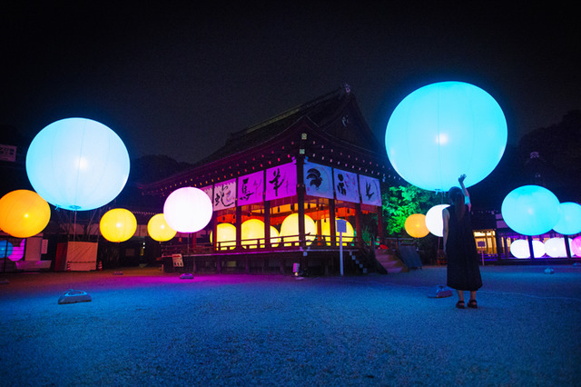 「呼応する球体 - 下鴨神社」