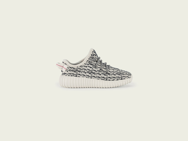 YEEZY BOOST 350 INFANT タートルダヴカラー（1万8,000円）