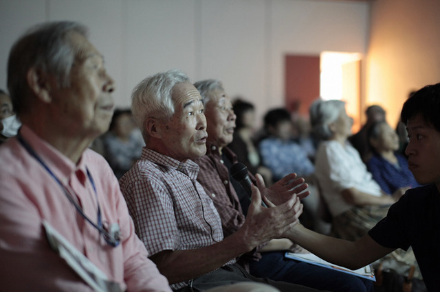 鑑賞会のひとコマ(生活工房 / 2015.10)