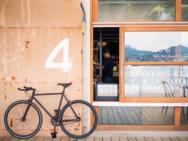 広島県・備後地方の尾道市で、“デニム”をドレスコードに自転車で「瀬戸内しまなみ街道」を駆けるイベント「DENIM RUN Onomichi」が開催