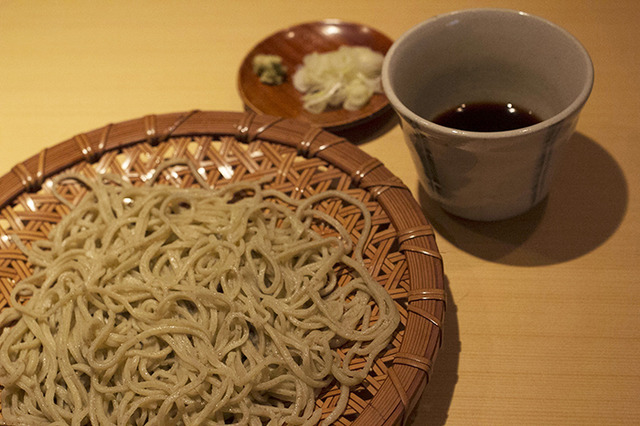 「天せいろ（活き才巻海老3本、野菜3種）」