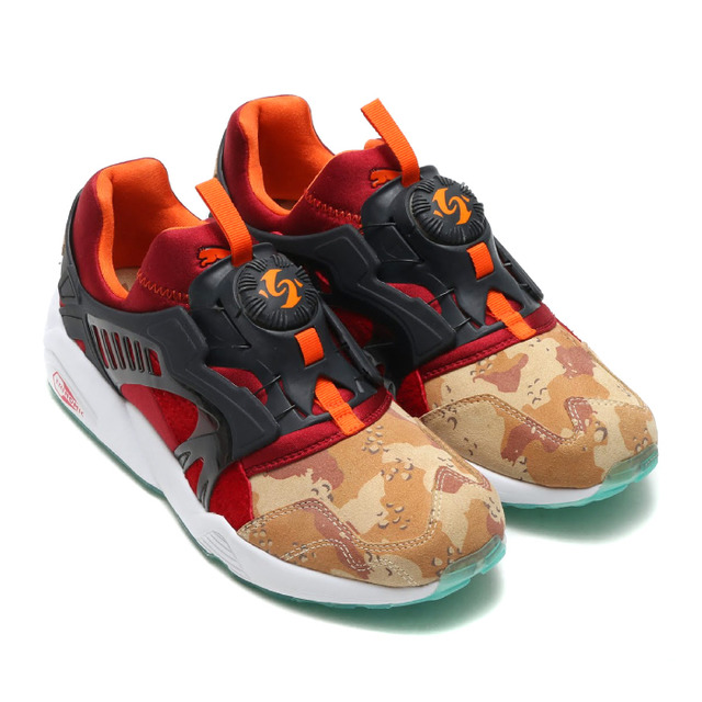 PUMA×atmos×Titoloによるスニーカー「DISC BLAZE “DESERT DUSK”」（1万8,000円）