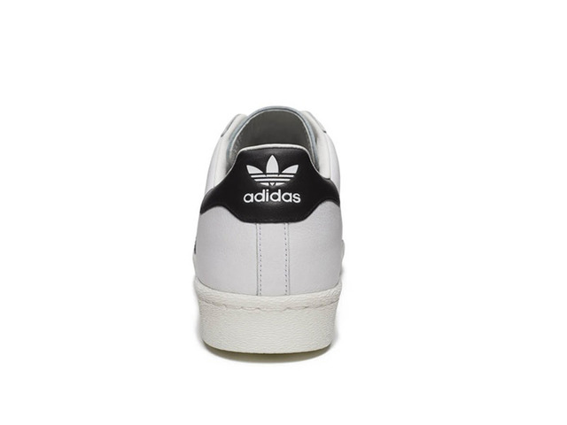 「Superstar BOOST」（1万8,000円）