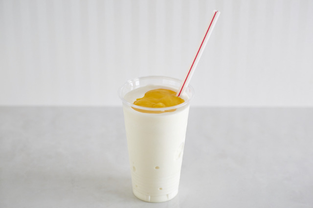 EGG SHAKE（370円）