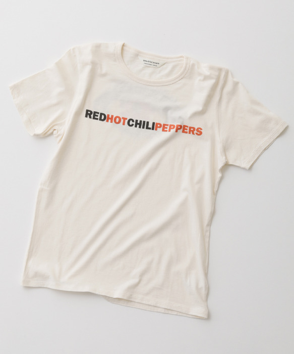 バックプリントTシャツ（1万8,000円）